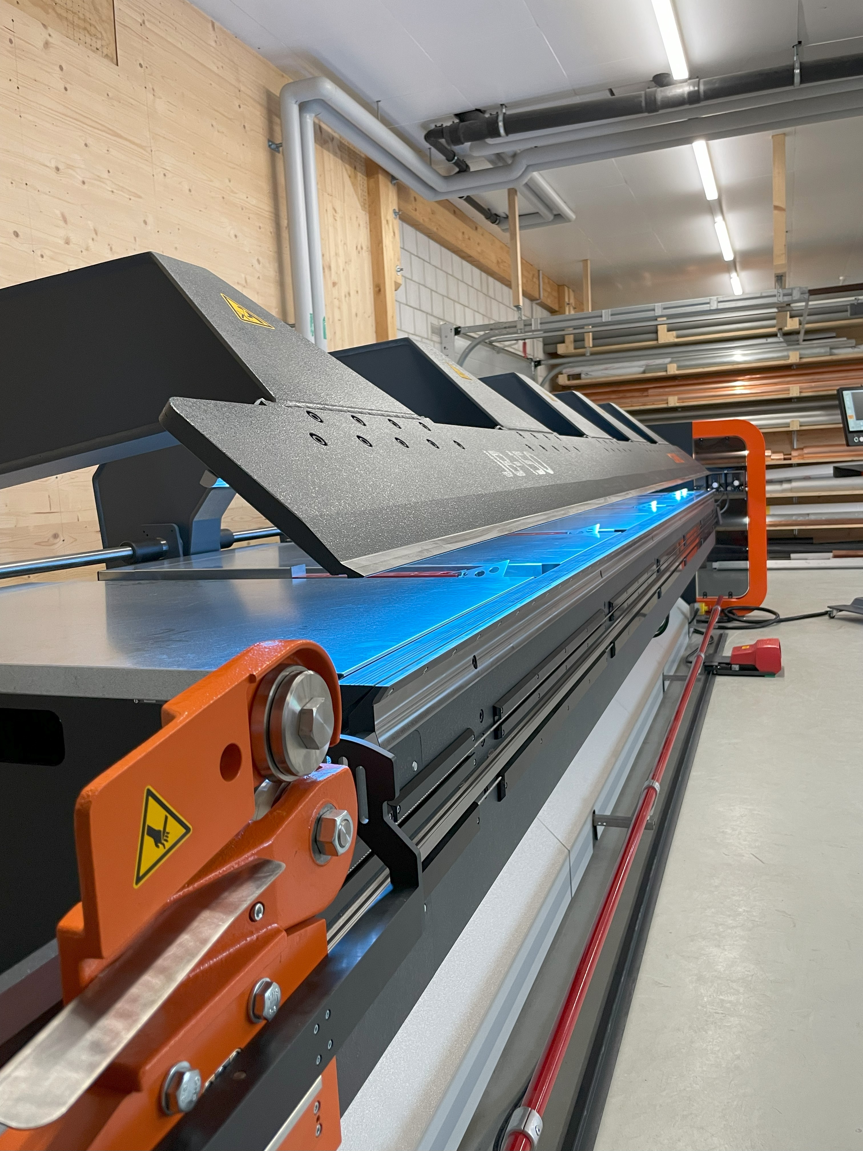 Maschine für Spenglerarbeiten